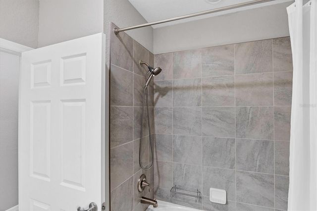 10063 CROOKED CREEK DRIVE 101, Venice, FL 34293