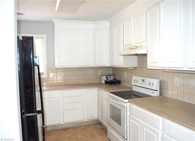 912 Mar Don Hills Circle, Winston-salem, NC 27104