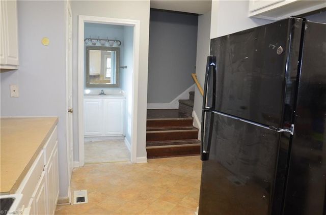 912 Mar Don Hills Circle, Winston-salem, NC 27104