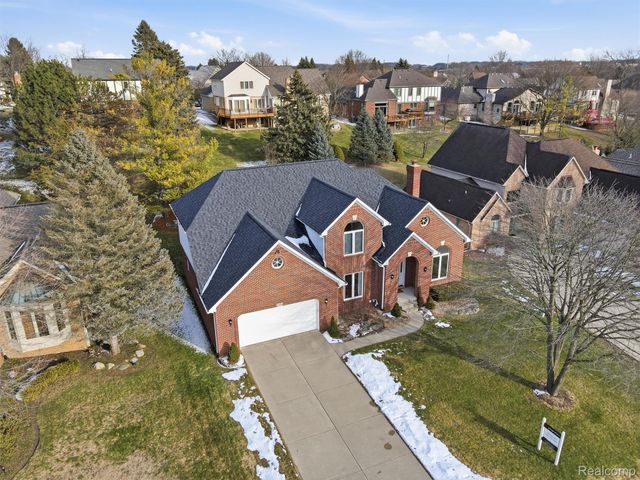 2178 Clinton View Circle, Rochester Hills, MI 48309