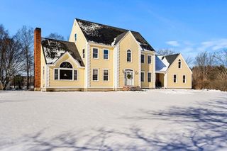 13 Madison Avenue, Kingston, NH 03848
