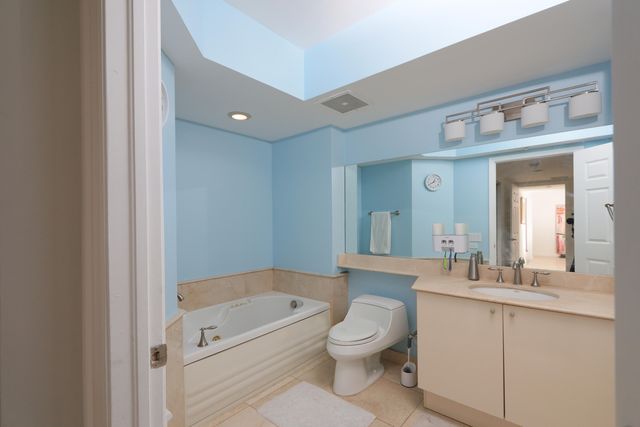 411 N New River Drive E 201, Fort Lauderdale, FL 33301