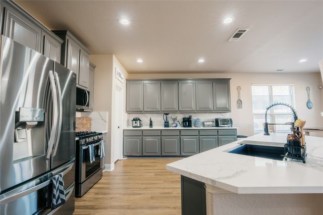 728 Chatsworth Drive, Anna, TX 75409