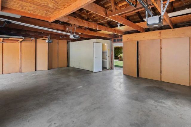 14048 San Pasqual Valley Road, Escondido, CA 92027