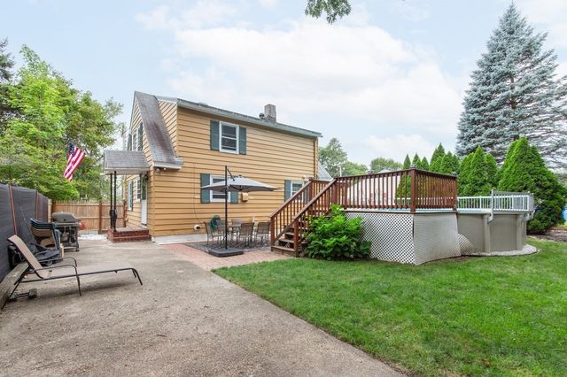 119 Lawrence St, Methuen, MA 01844