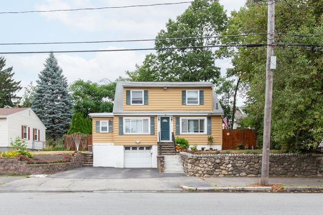 119 Lawrence St, Methuen, MA 01844