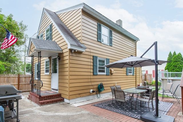 119 Lawrence St, Methuen, MA 01844