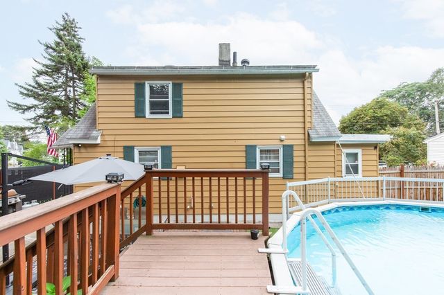 119 Lawrence St, Methuen, MA 01844