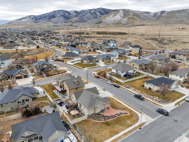 2394 S PALOMINO DR, Saratoga Springs, UT 84045