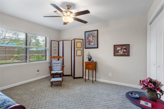 3014 Inwood Drive, Dickinson, TX 77539