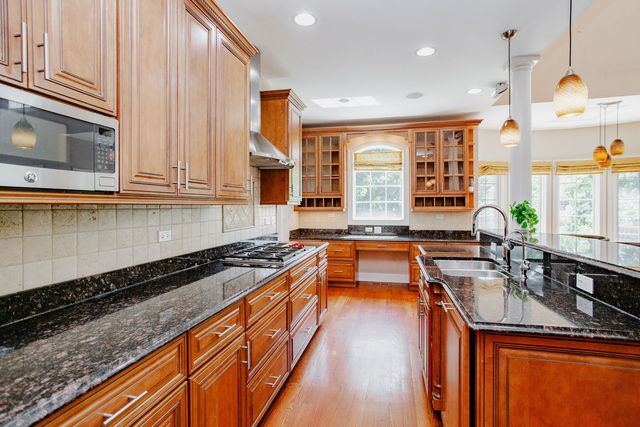 874 Writer Court, Vernon Hills, IL 60061