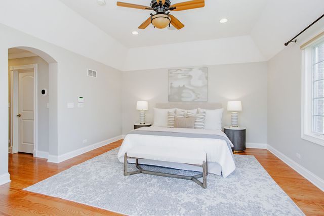 874 Writer Court, Vernon Hills, IL 60061