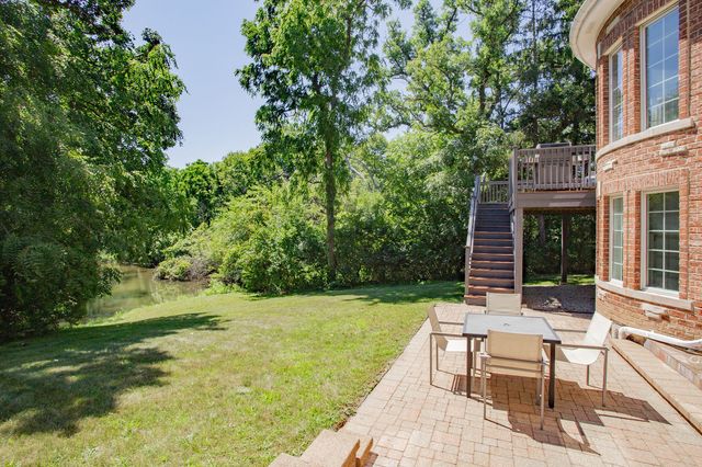 874 Writer Court, Vernon Hills, IL 60061