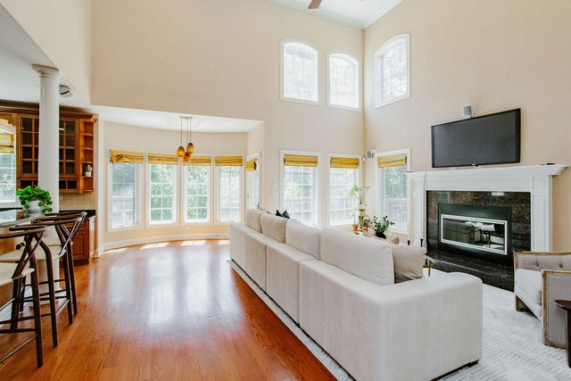 874 Writer Court, Vernon Hills, IL 60061