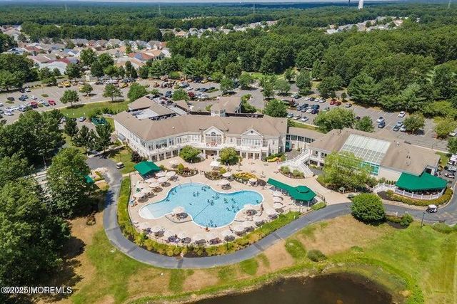 22 Baltusrol Drive, Jackson, NJ 08527