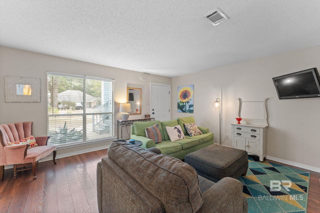 8540 Southwood Court B, Fairhope, AL 36532