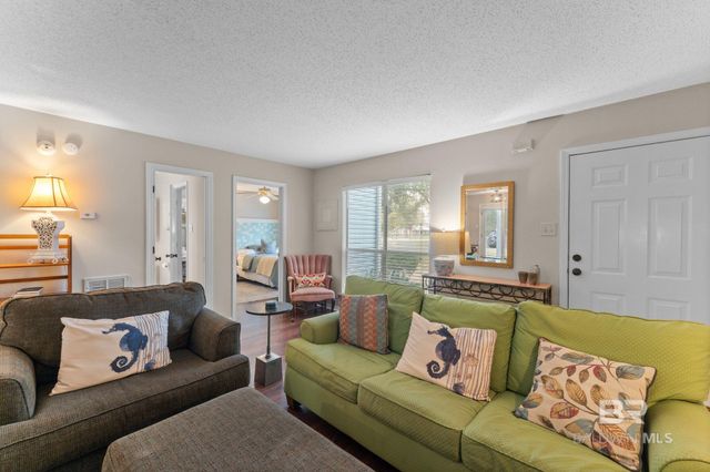 8540 Southwood Court B, Fairhope, AL 36532