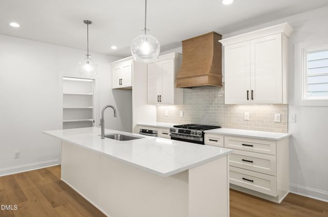 724 Powell Drive, Raleigh, NC 27606