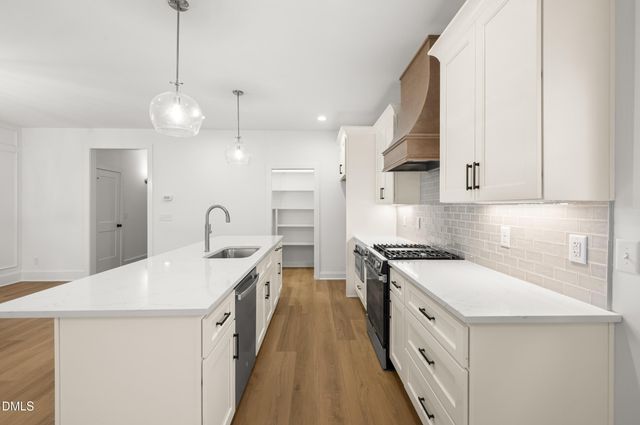 724 Powell Drive, Raleigh, NC 27606