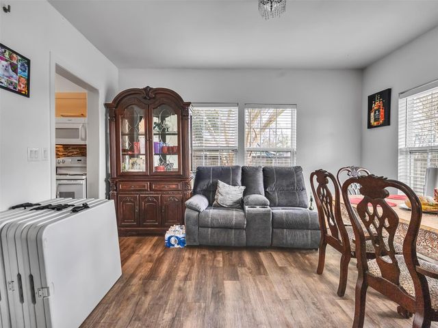 4101 Falls Street, Houston, TX 77026