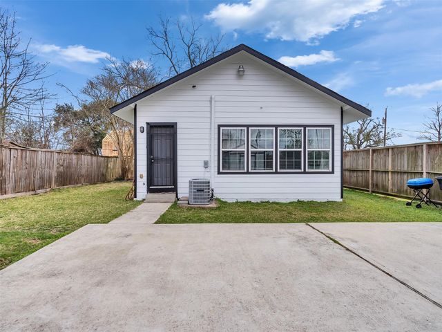 4101 Falls Street, Houston, TX 77026