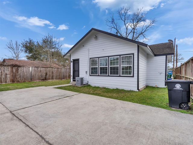 4101 Falls Street, Houston, TX 77026