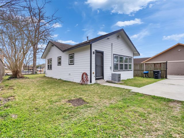 4101 Falls Street, Houston, TX 77026