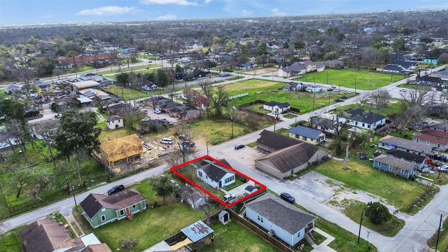 4101 Falls Street, Houston, TX 77026