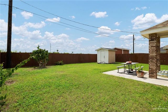 814 Whitewing Street, Alamo, TX 78516