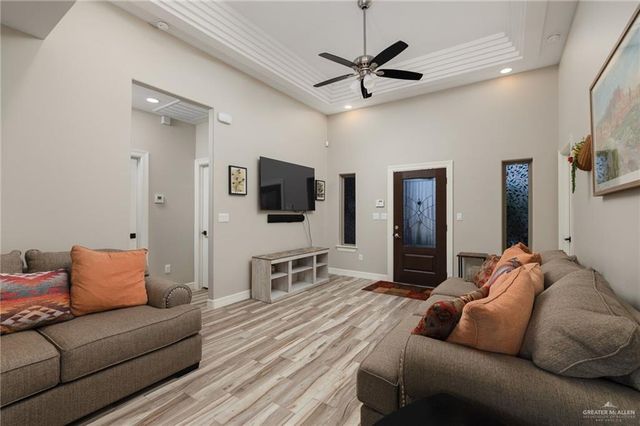 814 Whitewing Street, Alamo, TX 78516