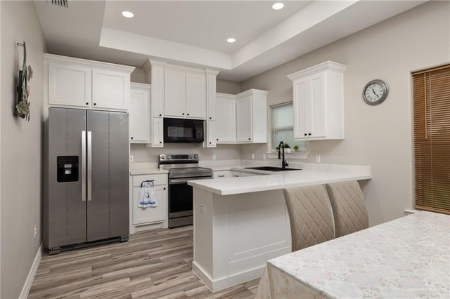814 Whitewing Street, Alamo, TX 78516