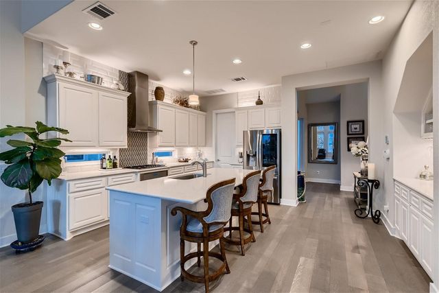 404 Marina View WAY, Lakeway, TX 78734