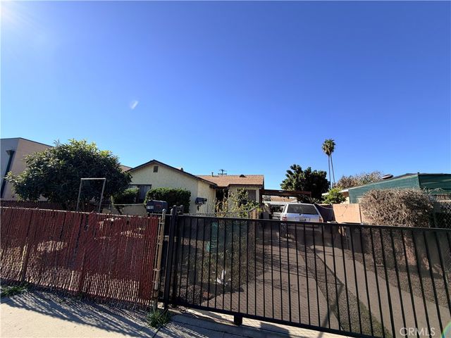 2703 Seaman, El Monte, CA 91733