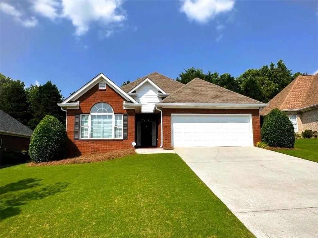114 Vinings SE Way, Calhoun, GA 30701