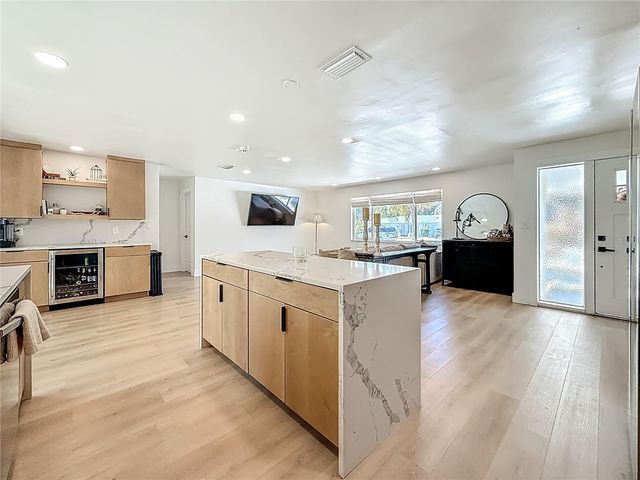 9585 PORTSIDE DRIVE, Seminole, FL 33776