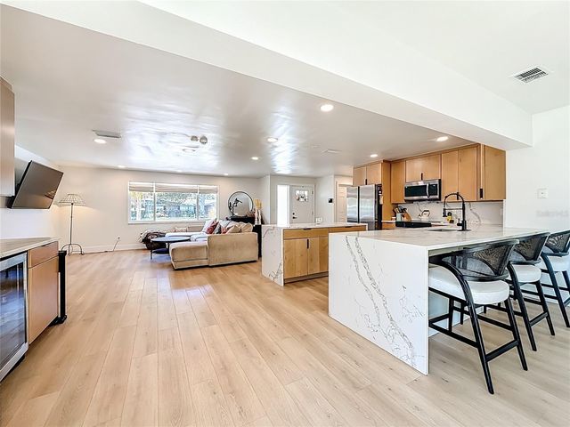 9585 PORTSIDE DRIVE, Seminole, FL 33776