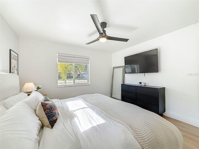 9585 PORTSIDE DRIVE, Seminole, FL 33776