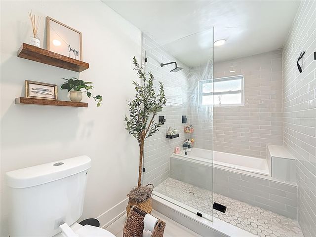 9585 PORTSIDE DRIVE, Seminole, FL 33776