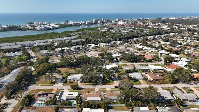 9585 PORTSIDE DRIVE, Seminole, FL 33776