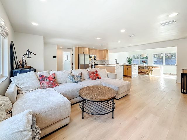 9585 PORTSIDE DRIVE, Seminole, FL 33776