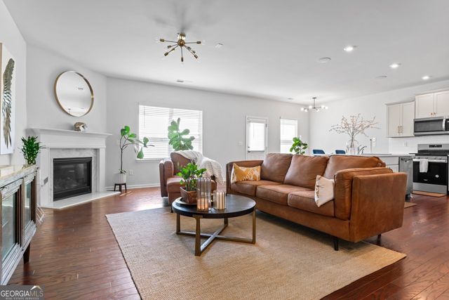 813 Royal Red Court, Mcdonough, GA 30253