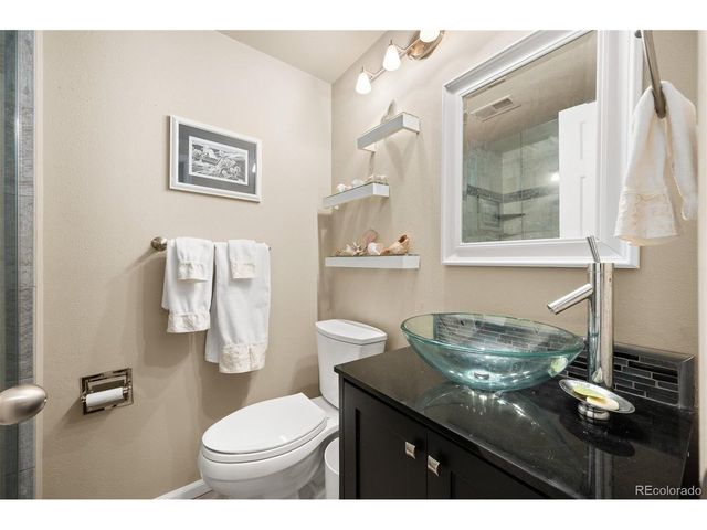 8505 E Temple Dr E 463, Denver, CO 80237