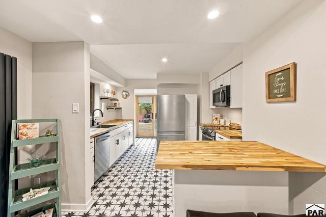 217 Jackson St, Pueblo, CO 81004