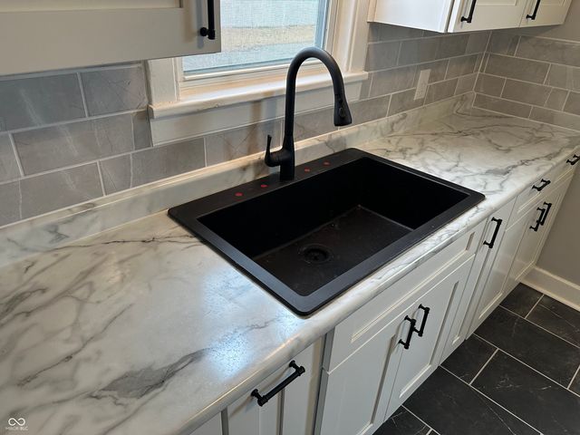 1731 Newton Street, Columbus, IN 47201