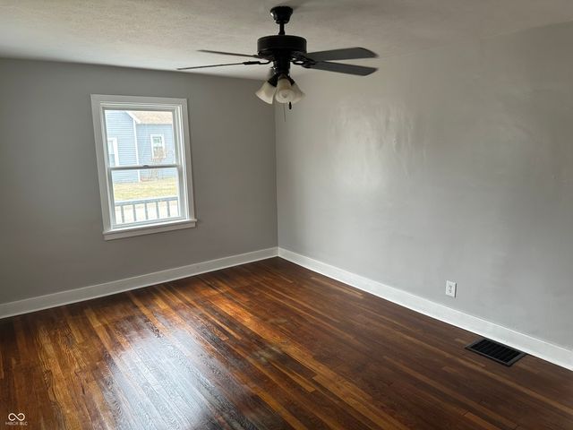 1731 Newton Street, Columbus, IN 47201