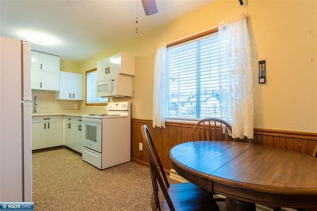 404 Kent Road, Hoyt Lakes, MN 55750