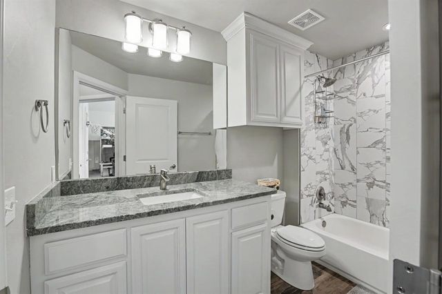 8551 Three Oaks Road, Edmond, OK 73025