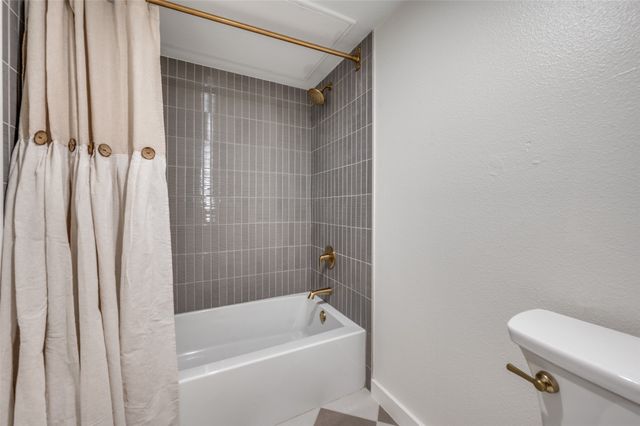 4616 W Lovers Lane 208, Dallas, TX 75209