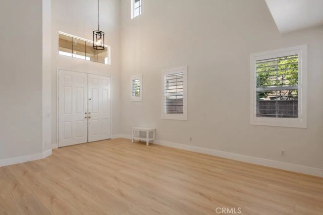 35640 Sainte Foy Street, Murrieta, CA 92563