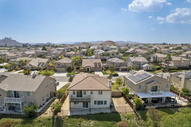 35640 Sainte Foy Street, Murrieta, CA 92563